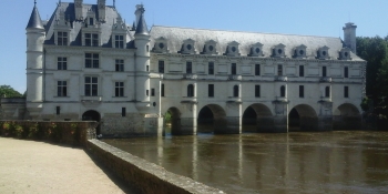 The Château de Chenonceau spanning the river Cher is a highlight of this bike tour