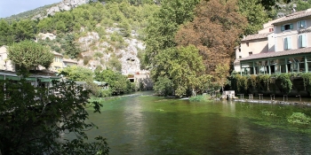 Peaceful village of Fontaine de Vaucluse